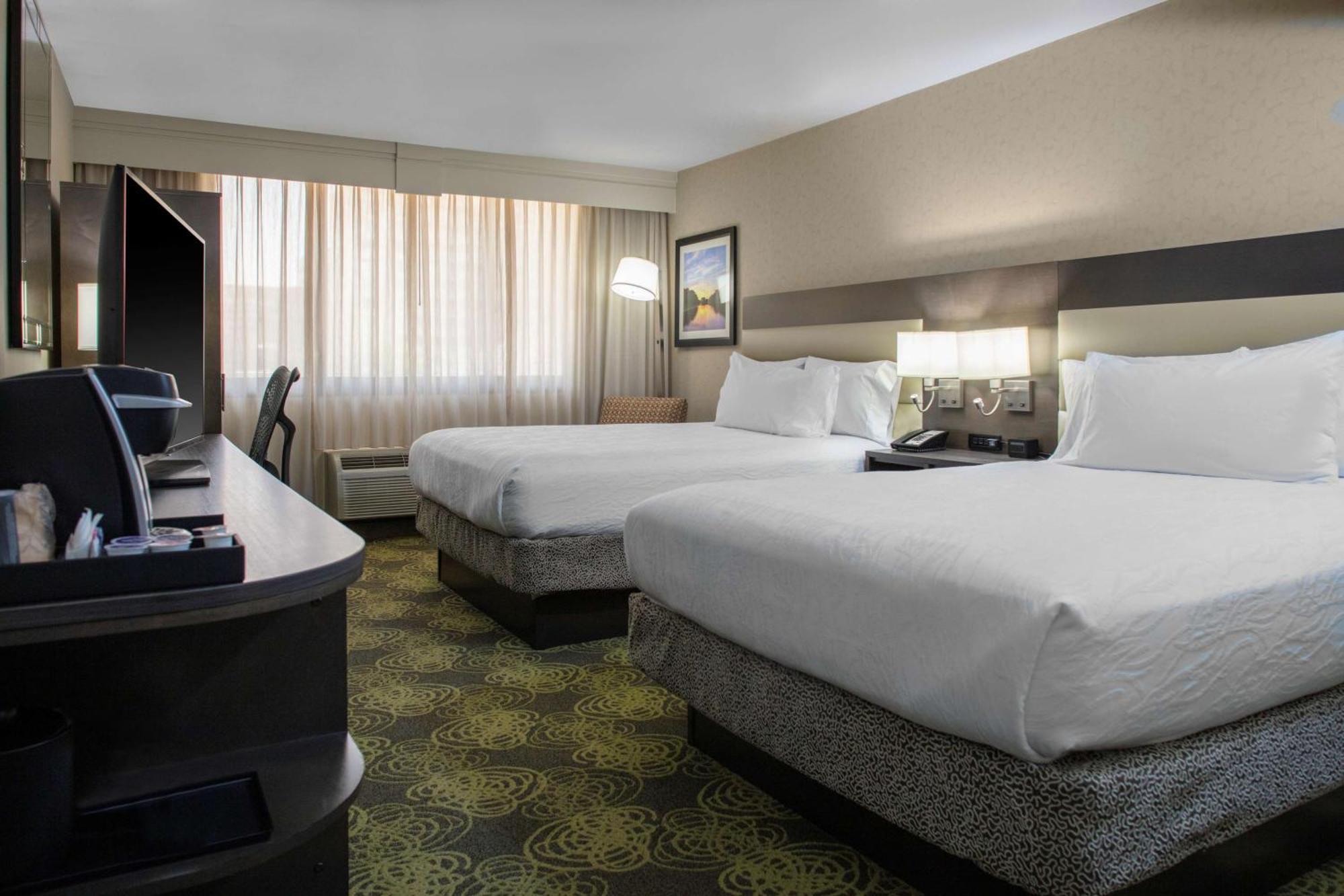 Queen Room Two Queen Beds